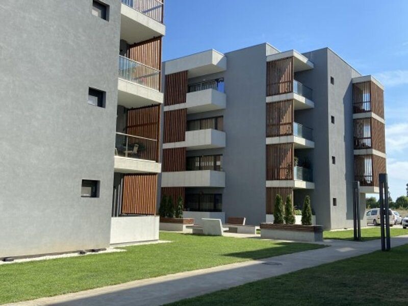 Cernica, apartament 3 camere cu 2 terase spatioase, parcare gratis.